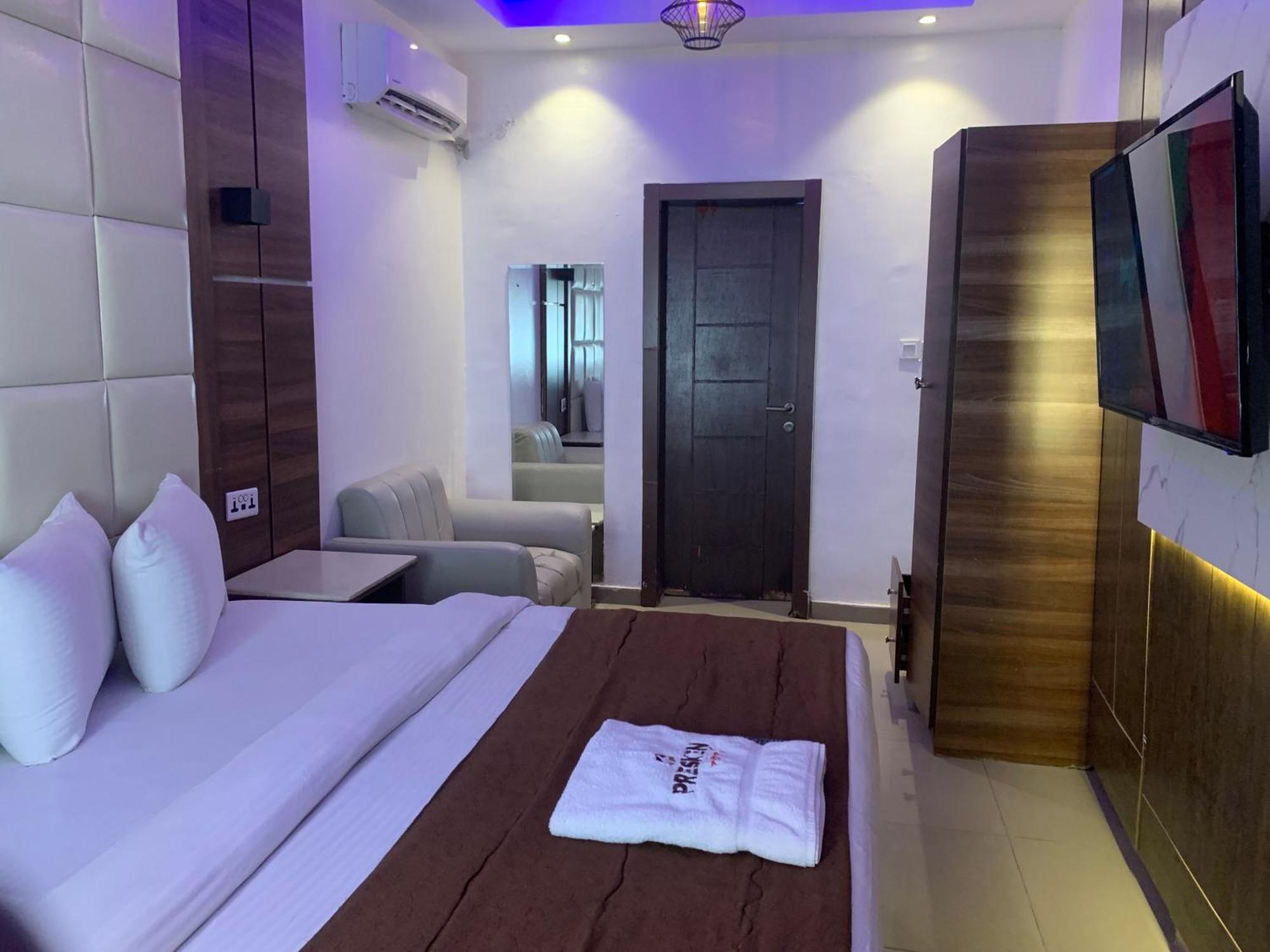 Presken Hotel @Oniru Lagos Bagian luar foto