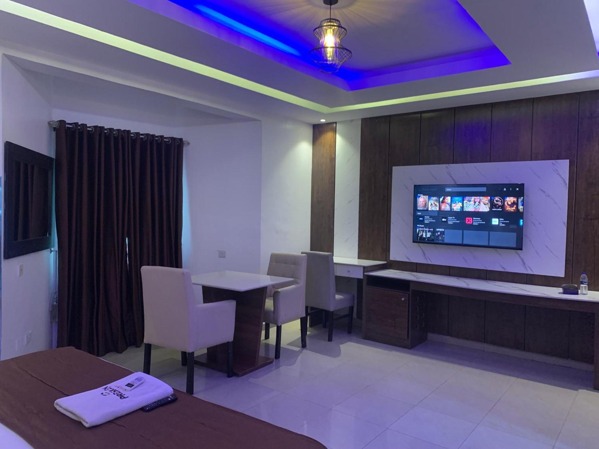 Presken Hotel @Oniru Lagos Bagian luar foto